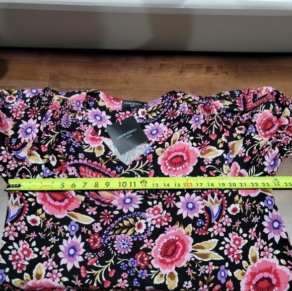 NEW Cynthia Rowley Woman Floral Top Size 1X - Picture 10 of 16